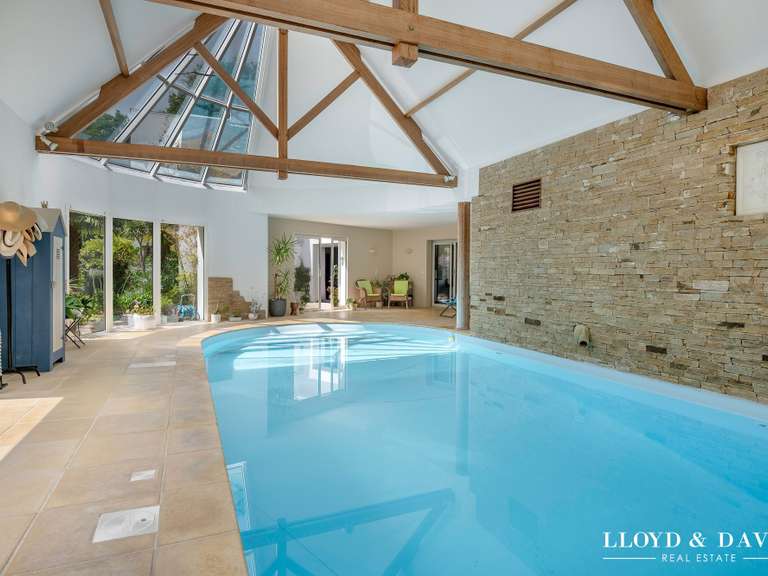 Maison Guérande - 4 chambres - 258m²