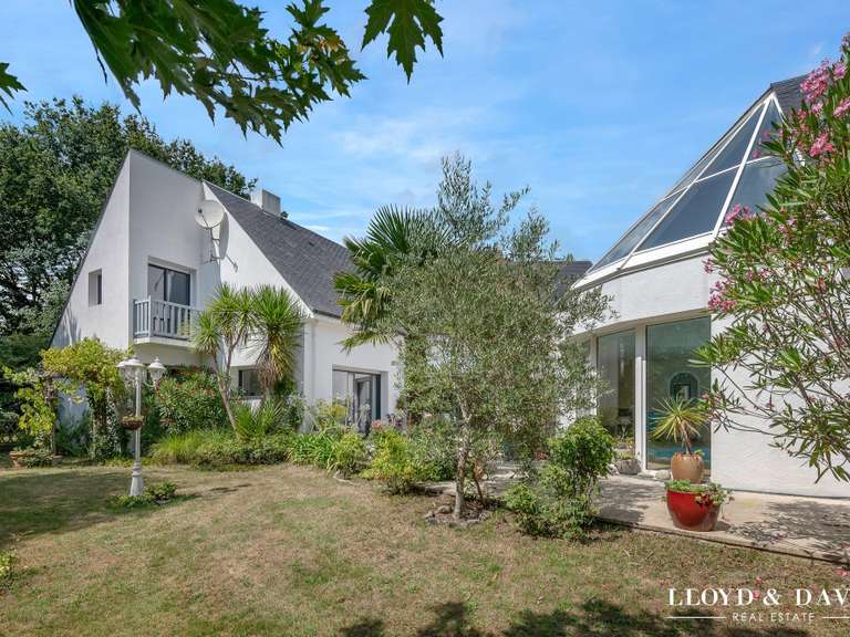 Maison Guérande - 4 chambres - 258m²
