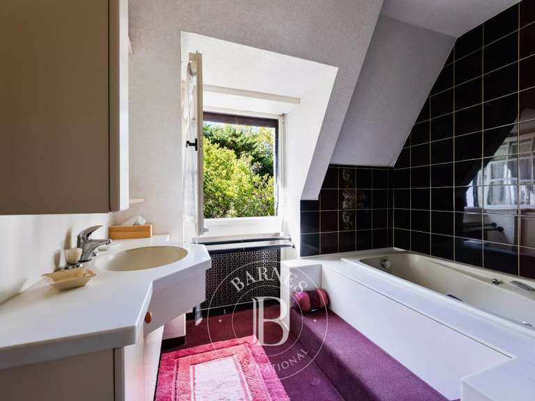 Maison Guérande - 4 chambres - 250m²