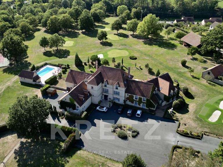 Château Guéret - 30 chambres - 1540m²