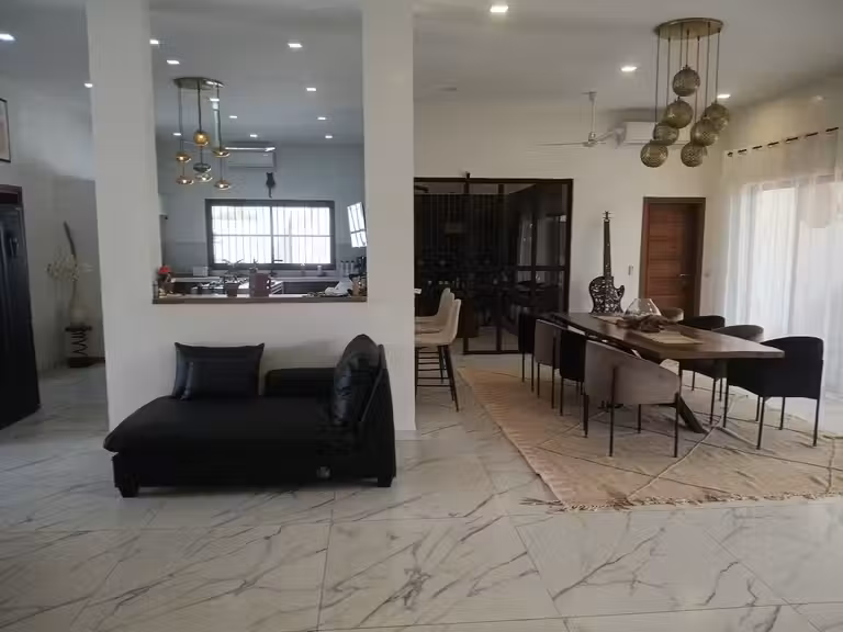 Maison Guéret - 6 chambres - 320m²