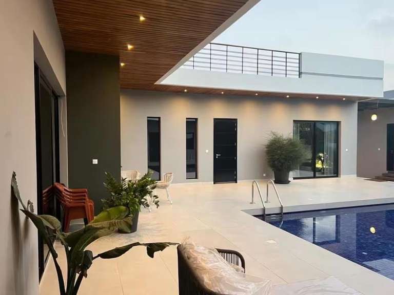 Maison Guéret - 6 chambres - 450m²