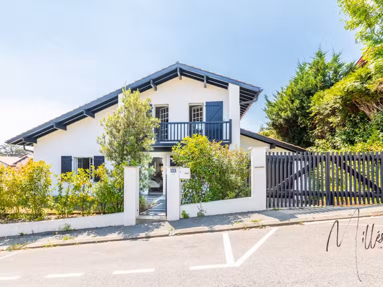 House Guéthary - 4 bedrooms - 197m²