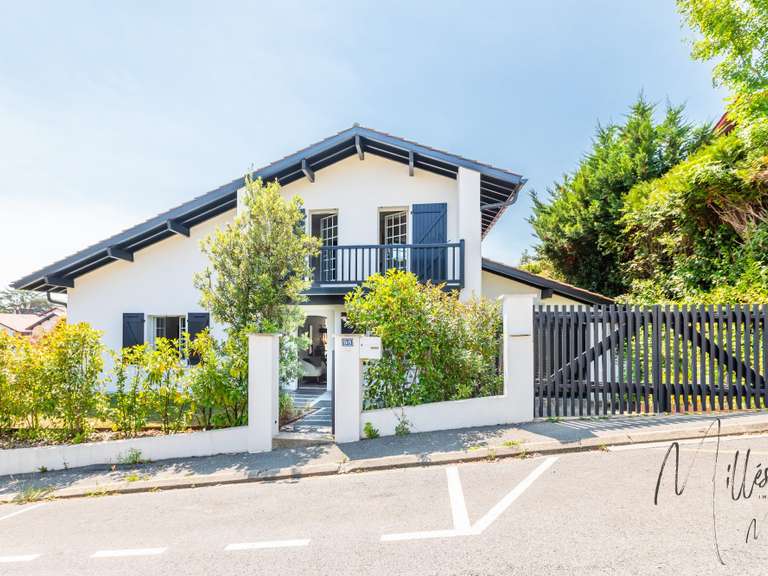 House Guéthary - 4 bedrooms - 197m²