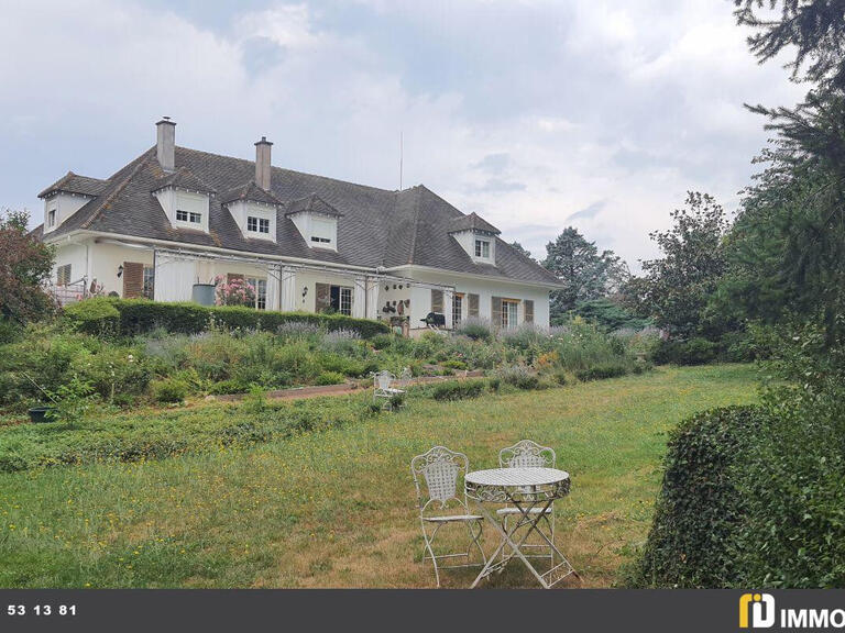 Vente Maison Gueugnon - 9 chambres
