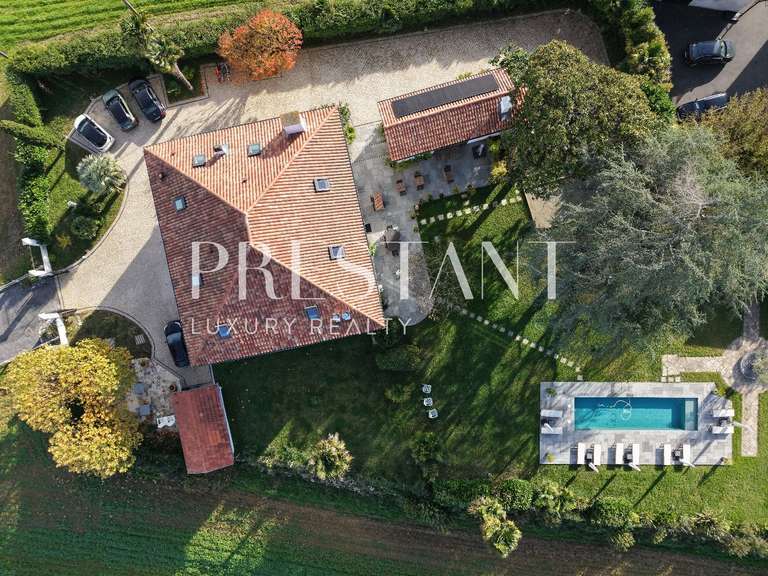 Maison Guiche - 6 chambres - 403m²