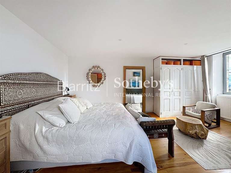 Maison Guiche - 6 chambres - 405m²