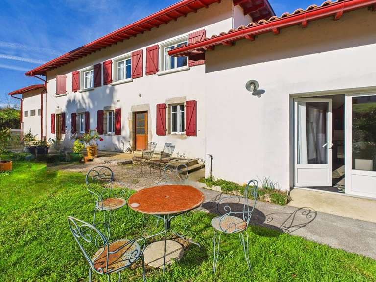 Maison Guiche - 9 chambres - 355m²