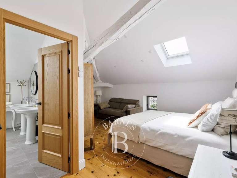 Propriété Guiche - 6 chambres - 405m²