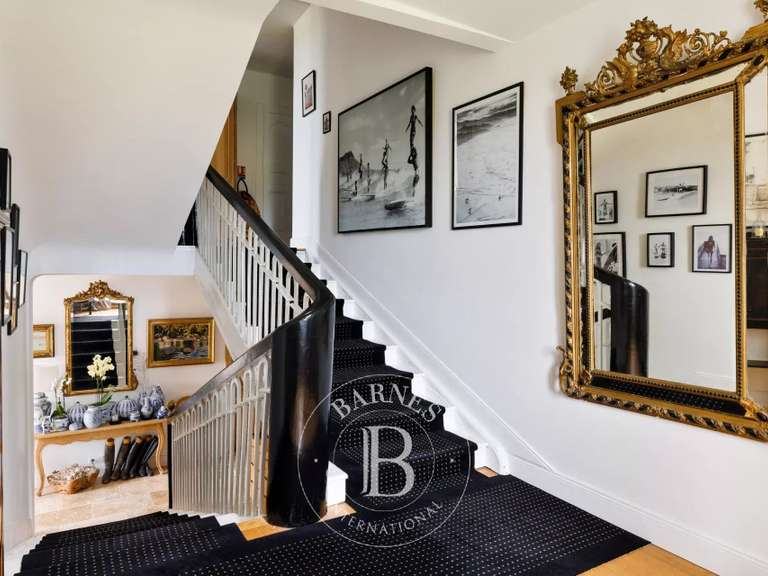 Propriété Guiche - 6 chambres - 405m²