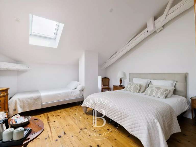 Propriété Guiche - 6 chambres - 405m²