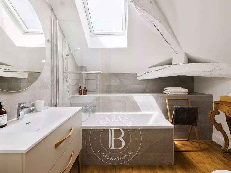 Propriété Guiche - 6 chambres - 405m²