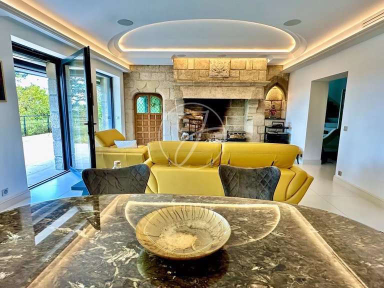 Propriété Guidel - 9 chambres - 33511m²