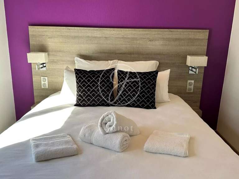 Propriété Guidel - 9 chambres - 33511m²