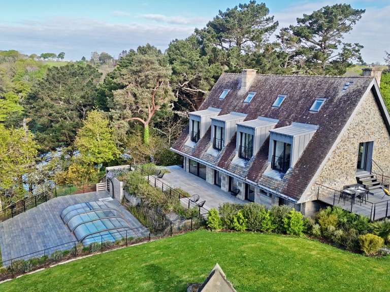 Propriété Guidel - 9 chambres - 590m²