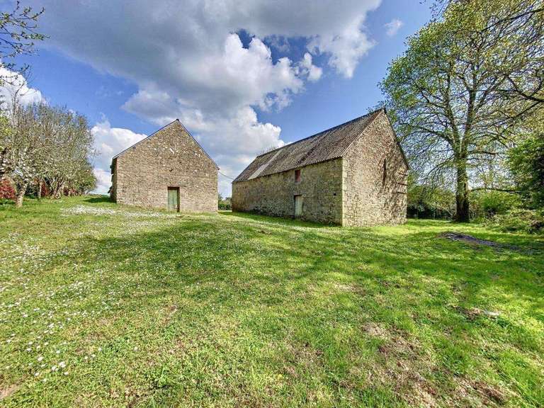 Property Guidel - 4 bedrooms