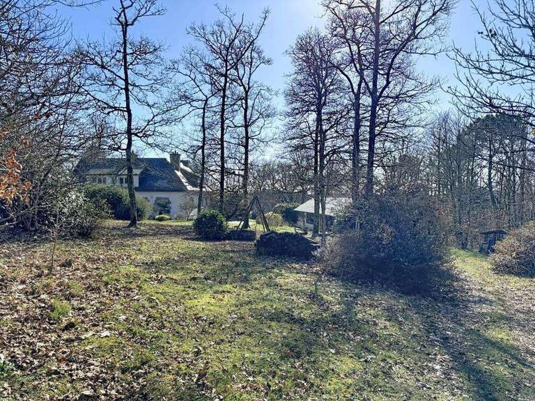 Property Guidel - 5 bedrooms