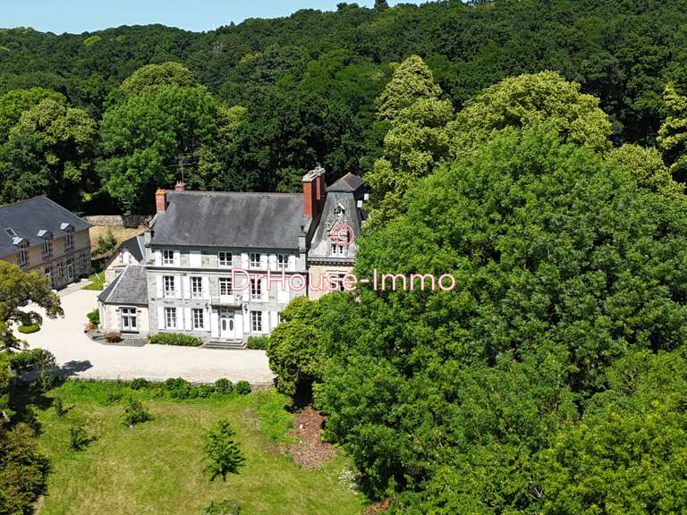 Château Guingamp - 15 chambres - 693m²