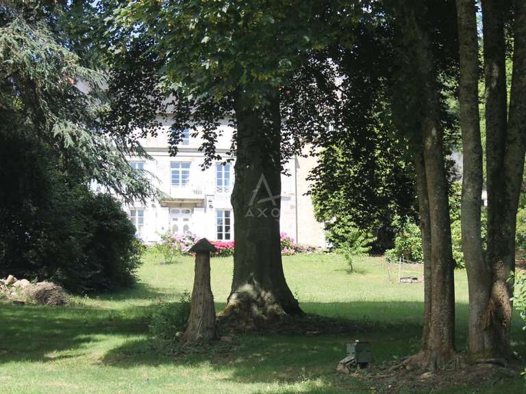 House Guingamp - 15 bedrooms