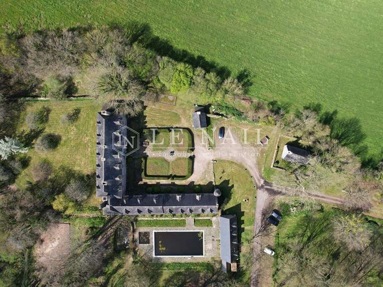 Manoir Guingamp - 24 chambres - 1300m²