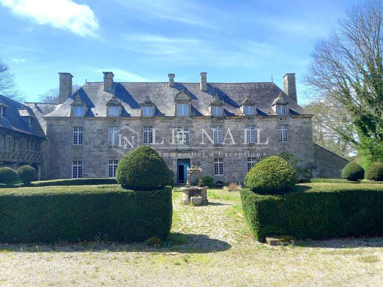 Manoir Guingamp - 24 chambres - 1300m²
