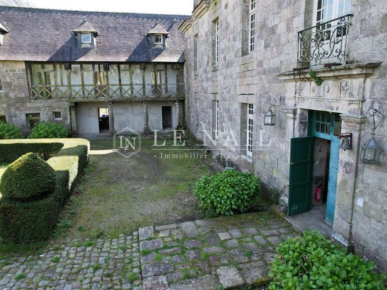 Manoir Guingamp - 24 chambres - 1300m²