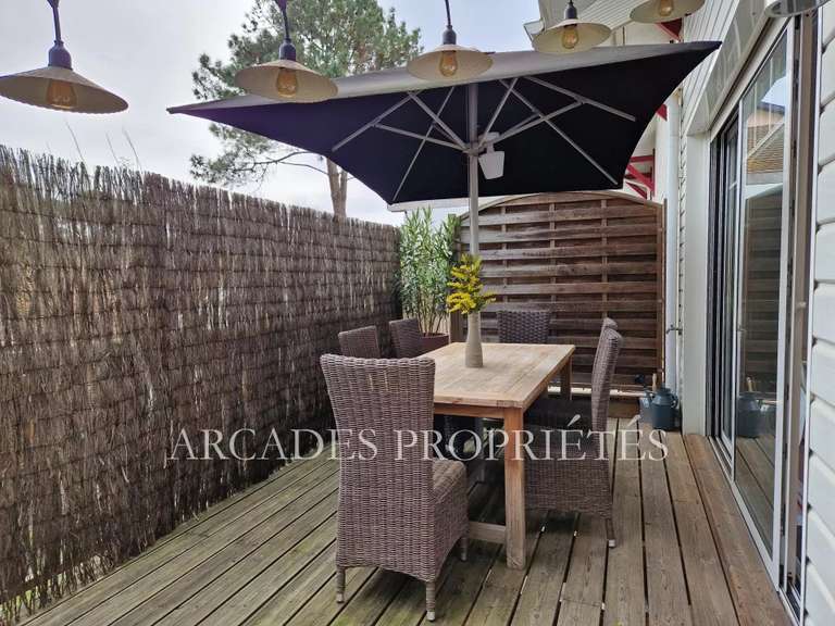 Appartement Gujan-Mestras - 1 chambre - 52m²