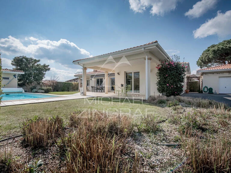 Maison Gujan-Mestras - 3 chambres - 137m²