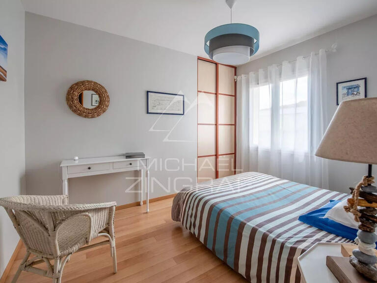 Maison Gujan-Mestras - 3 chambres - 137m²