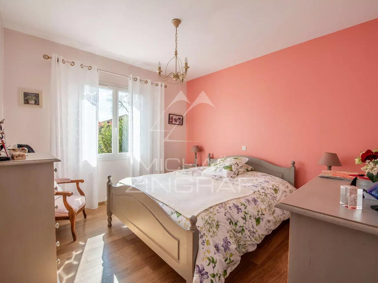 Maison Gujan-Mestras - 3 chambres - 137m²