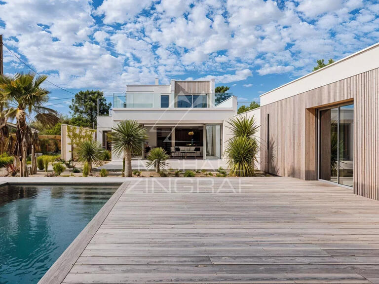 Maison Gujan-Mestras - 5 chambres - 205m²