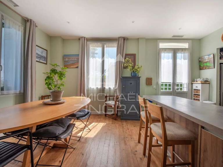 House Gujan-Mestras - 4 bedrooms - 127m²