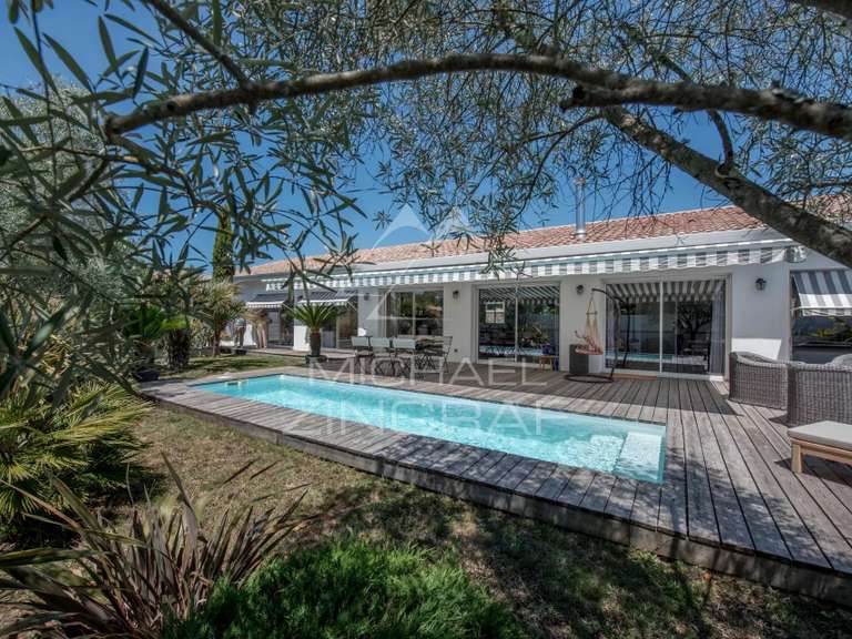 House Gujan-Mestras - 4 bedrooms - 170m²