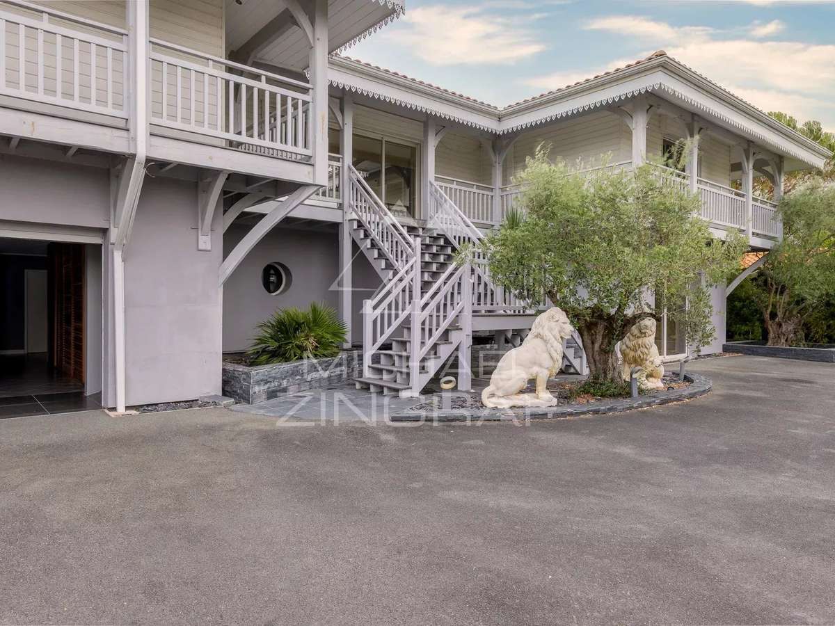 House Gujan-Mestras