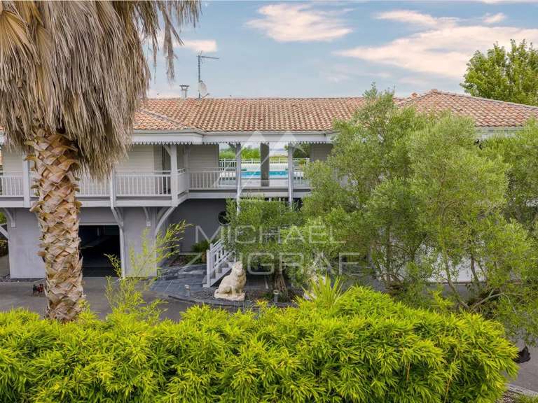 Maison Gujan-Mestras - 5 chambres - 400m²