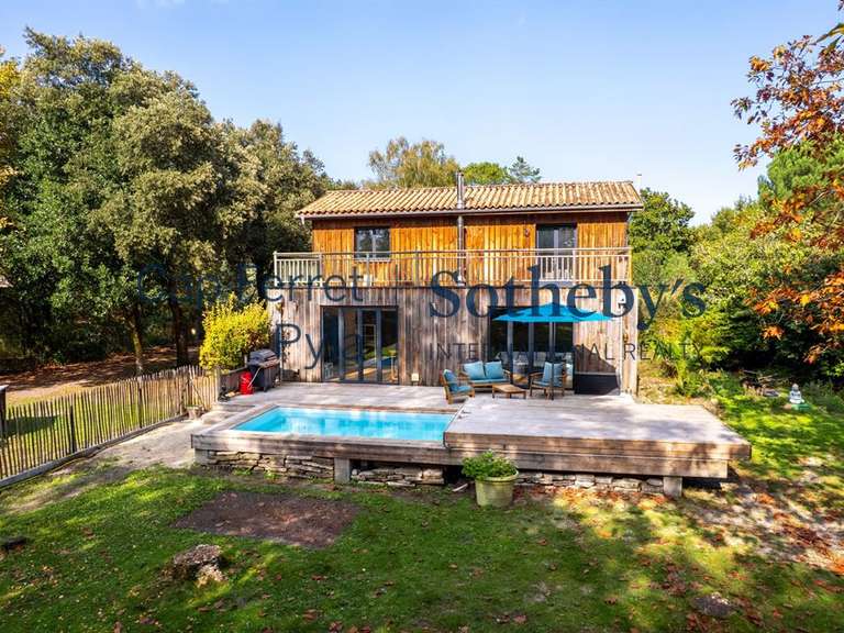 Maison Gujan-Mestras - 5 chambres - 166m²