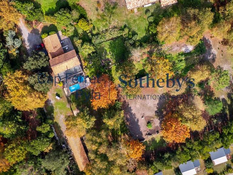 Maison Gujan-Mestras - 5 chambres - 166m²