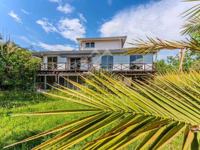 Maison Gujan-Mestras - 4 chambres - 147m²