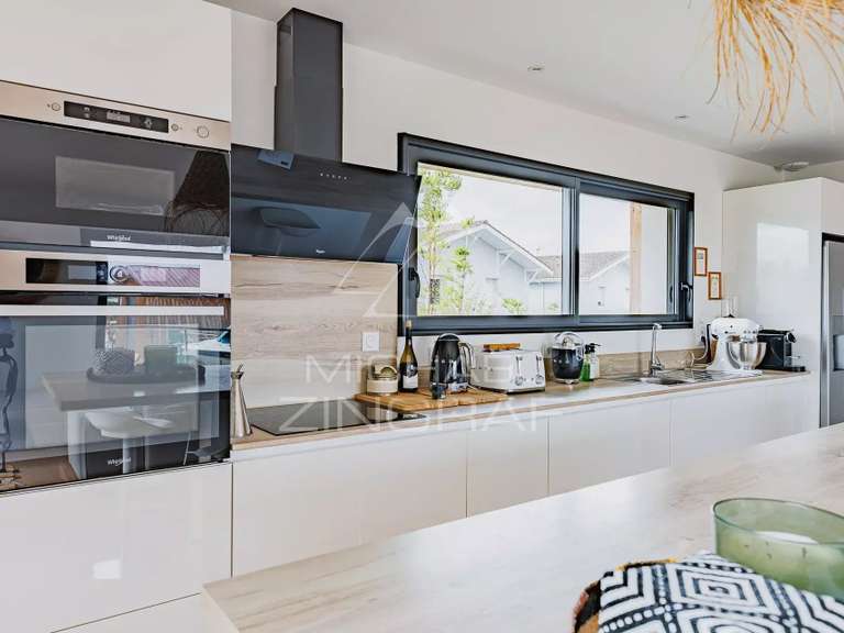 Maison Gujan-Mestras - 3 chambres - 160m²