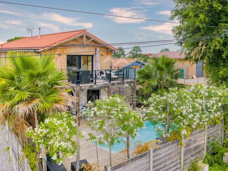 Maison Gujan-Mestras - 3 chambres - 160m²