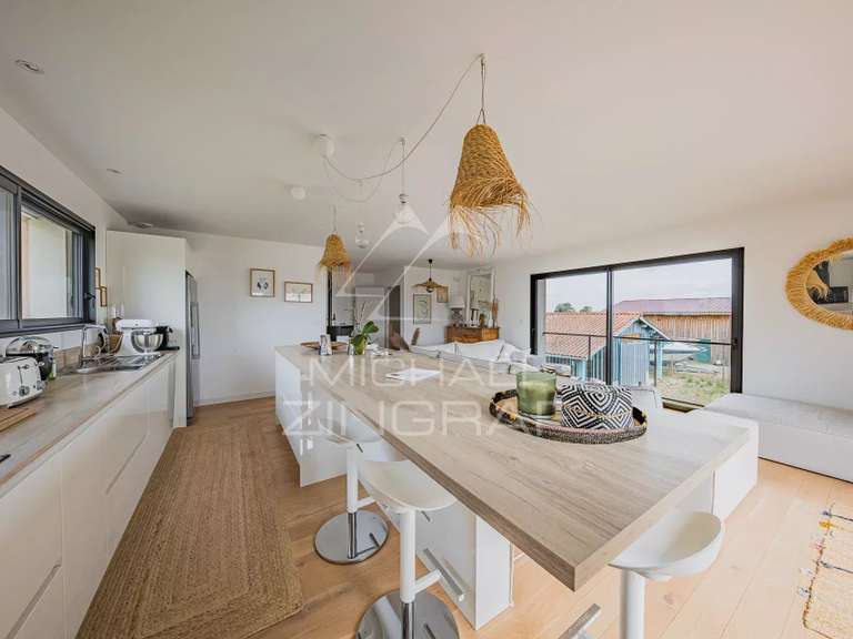 Maison Gujan-Mestras - 3 chambres - 160m²