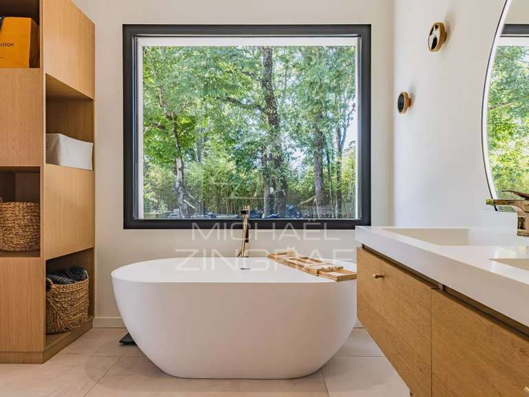 Maison Gujan-Mestras - 5 chambres - 420m²