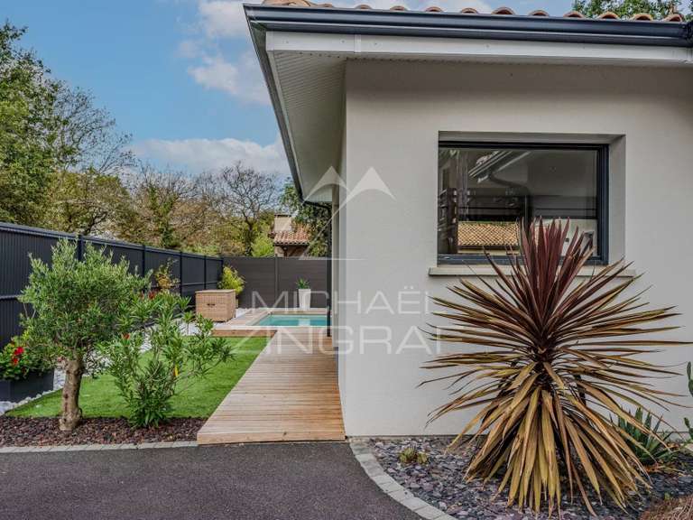 Maison Gujan-Mestras - 3 chambres - 110m²