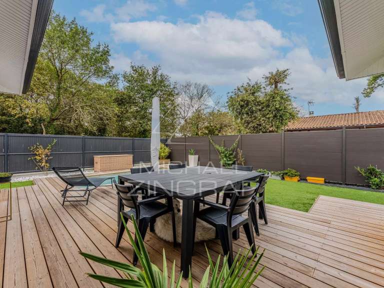 Maison Gujan-Mestras - 3 chambres - 110m²