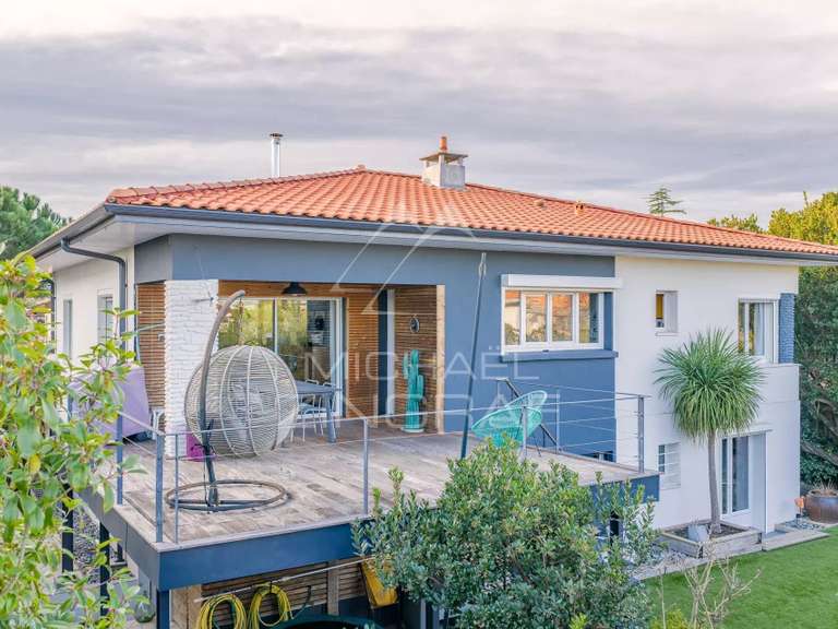 Maison Gujan-Mestras - 4 chambres - 200m²