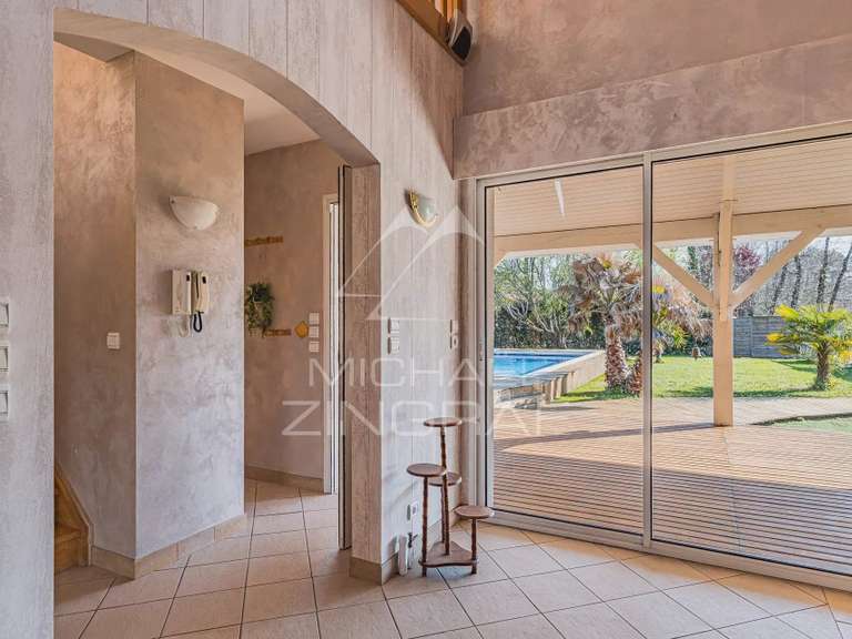 Maison Gujan-Mestras - 3 chambres - 185m²