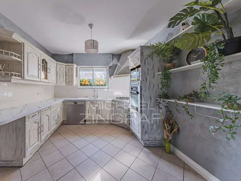 Maison Gujan-Mestras - 3 chambres - 185m²