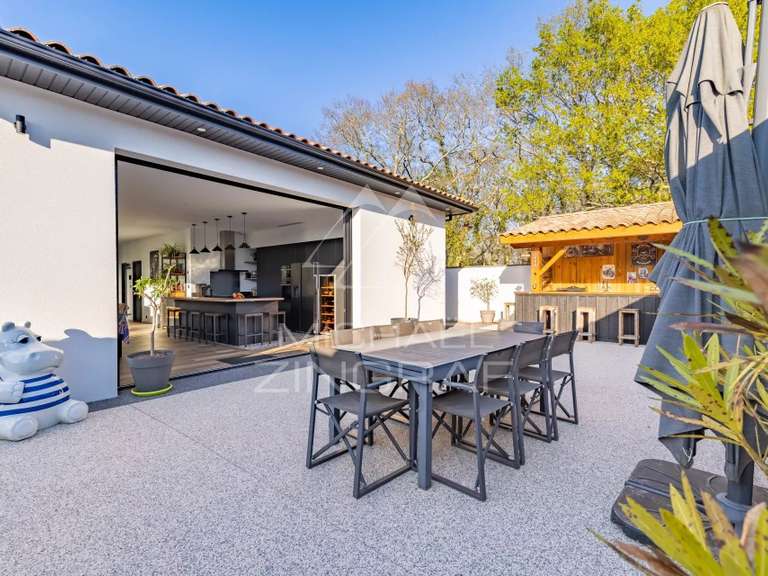 Maison Gujan-Mestras - 3 chambres - 141m²