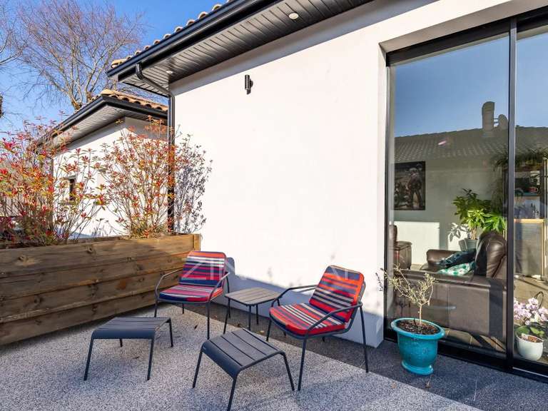 Maison Gujan-Mestras - 3 chambres - 141m²