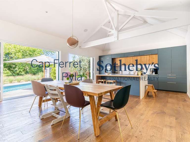 Maison Gujan-Mestras - 11 chambres - 452m²